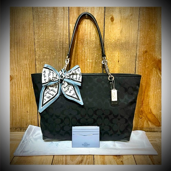 COACH. 4 Piece Set: Madison Tote Bag with Free Card Case, Twilly & Dust Bag. - Picture 1 of 16